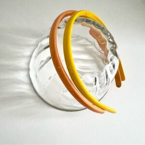 🎀 5/$25 Vintage 90s orange and yellow plastic headband set